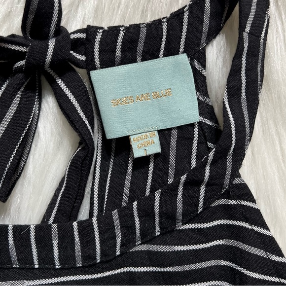 Skies Are Blue Tie Back Black White Striped Pinafore Flare Leg Cropped Jumpsuit - Picture 14 of 16